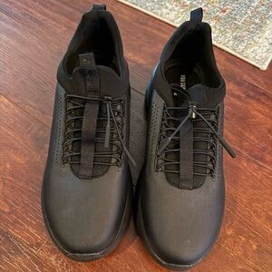 Never Worn Clove SuperCush Forte Shoes